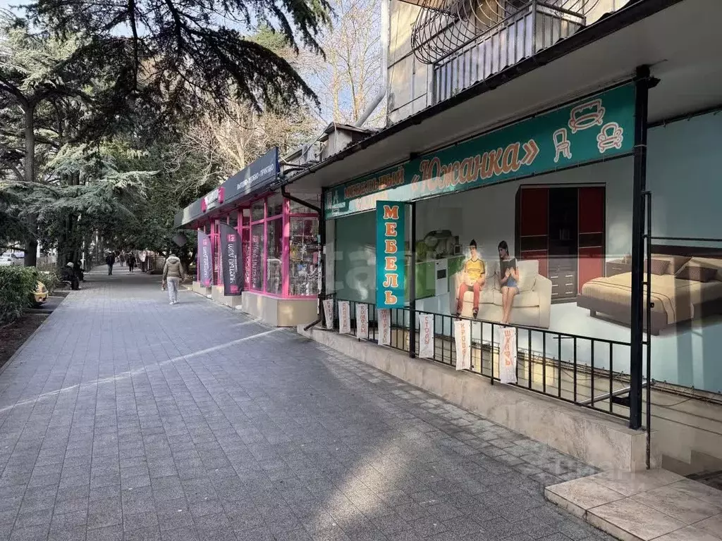 Торговая площадь в Крым, Ялта ул. Московская, 37 (153 м) - Фото 1