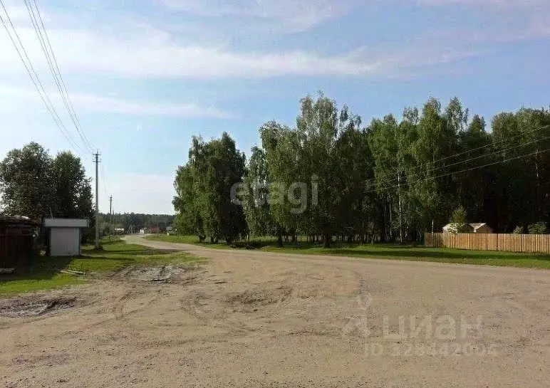 Дом в Томская область, Кожевниковский район, с. Киреевск Набережная ... - Фото 2