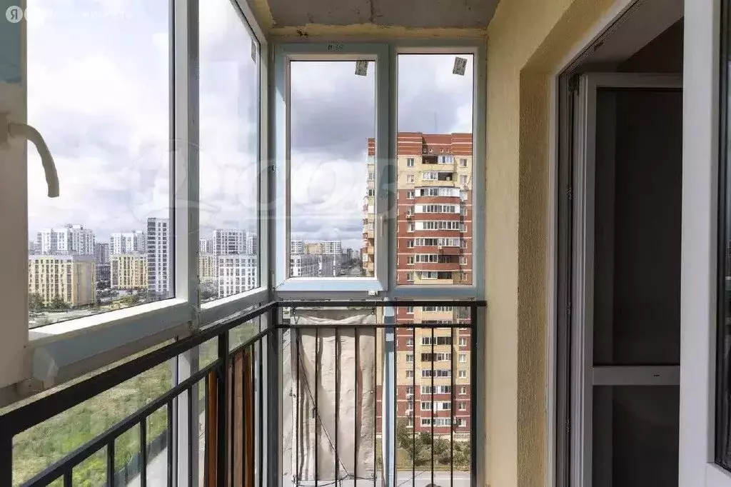 1-комнатная квартира: Тюмень, Линейная улица, 23 (49.9 м) - Фото 1