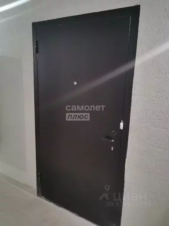 1-к кв. Саратовская область, Энгельс Театральная ул., 10А (50.95 м) - Фото 2