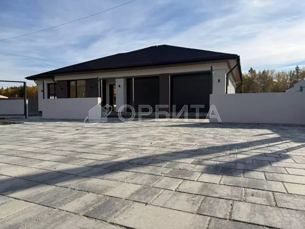 Дом в Тюменская область, Тюменский муниципальный округ, д. Ушакова ул. ... - Фото 1