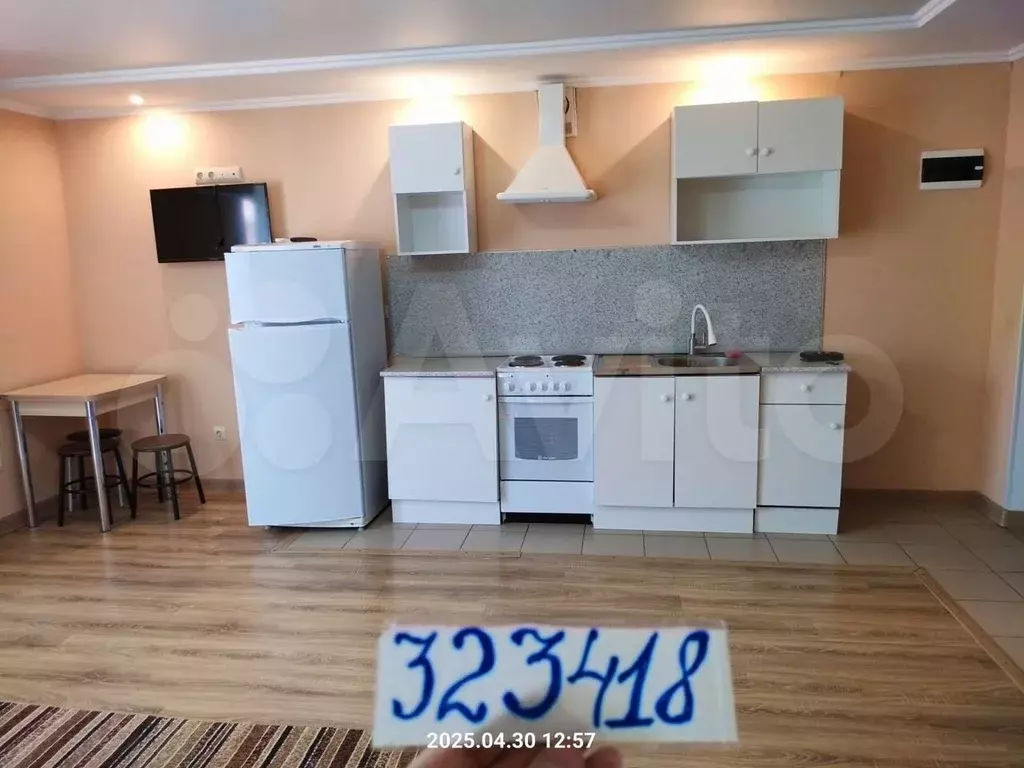 Квартира-студия, 30 м, 3/3 эт. - Фото 0