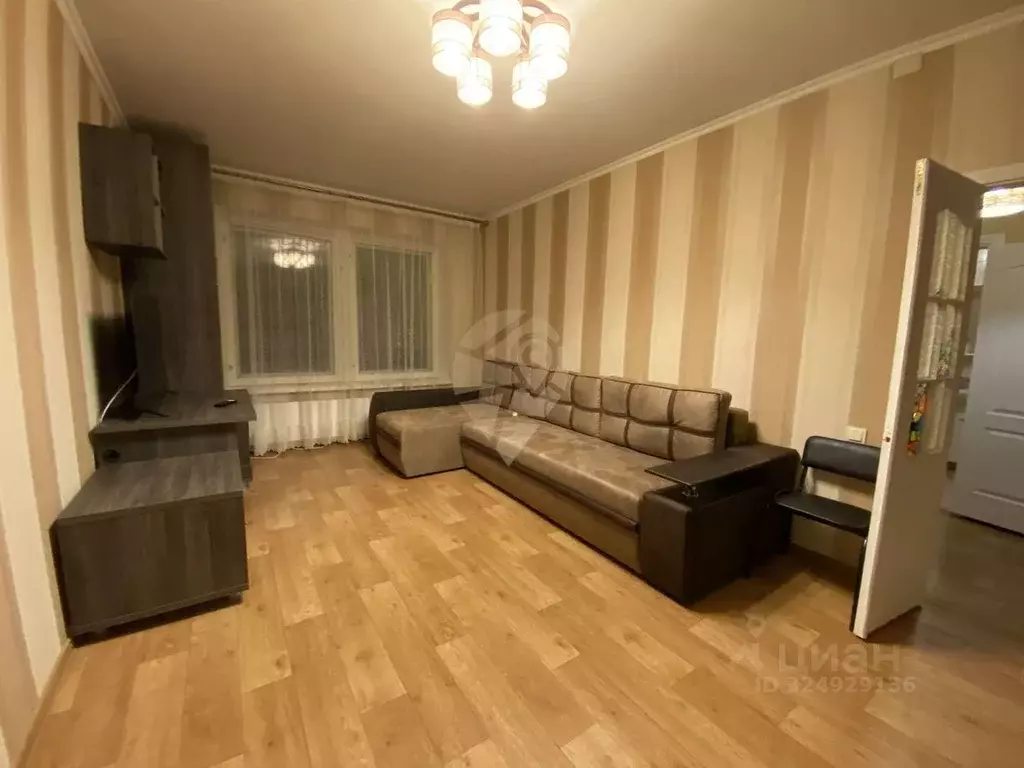 1-к кв. Белгородская область, Старый Оскол Степной мкр, 6 (44.0 м) - Фото 1