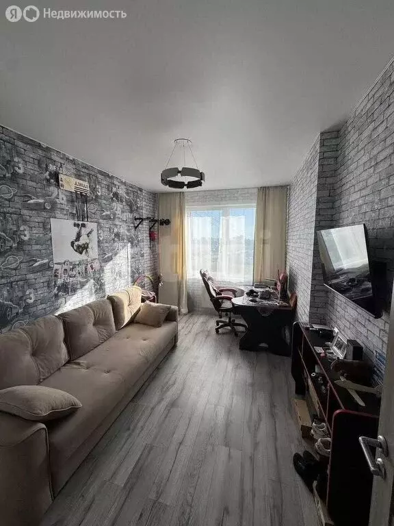 3-комнатная квартира: Пермь, Сапфирная улица, 15 (61.6 м) - Фото 1