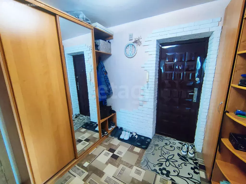 2-комнатная квартира: Энгельс, Краснодарская улица, 9 (58 м) - Фото 1