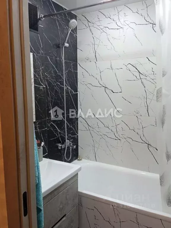 3-к кв. Владимирская область, Владимир ул. Горького, 115 (66.2 м) - Фото 1