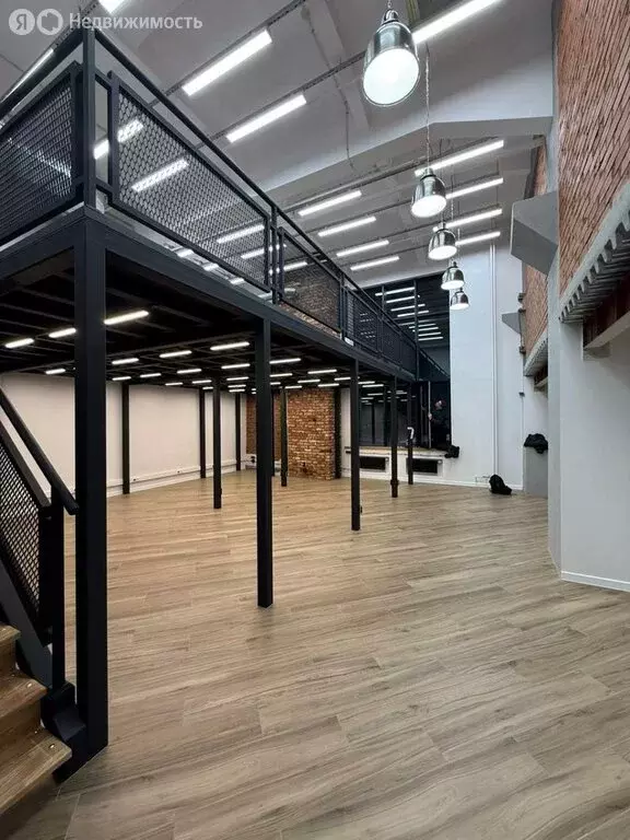 Офис (302 м) - Фото 1