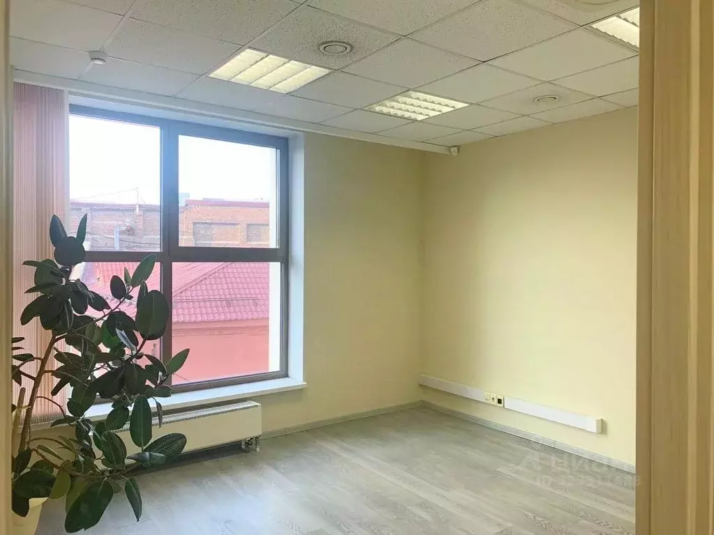 Офис в Омская область, Омск ул. Гагарина, 14 (60 м) - Фото 2