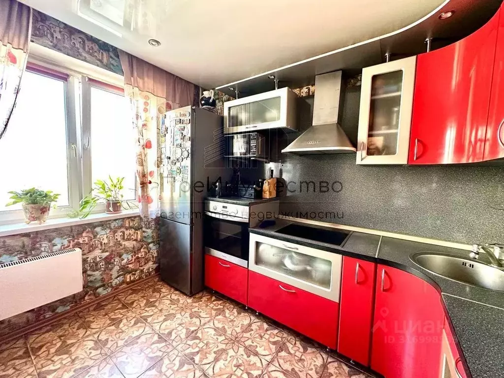 3-к кв. Челябинская область, Челябинск ш. Металлургов, 24а (65.0 м) - Фото 0