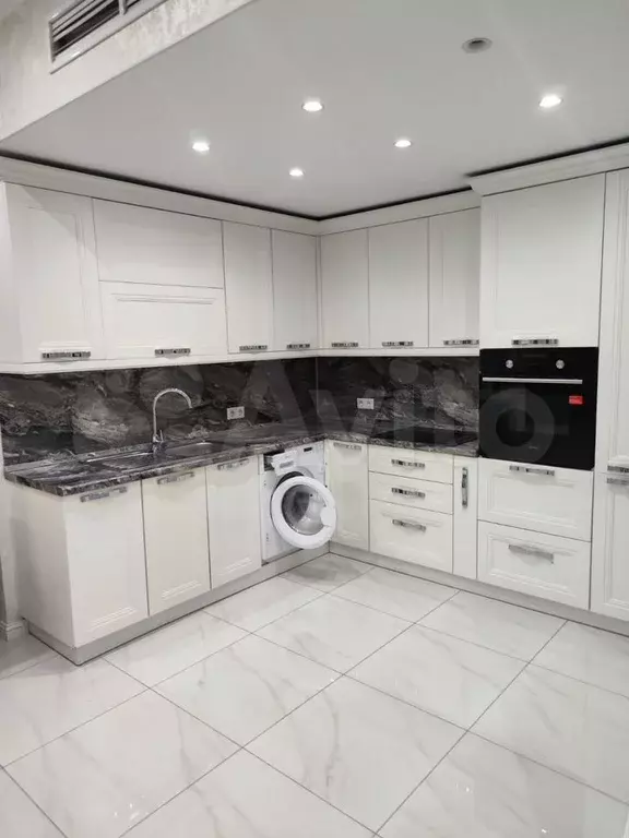 2-к. квартира, 70 м, 6/42 эт. - Фото 0