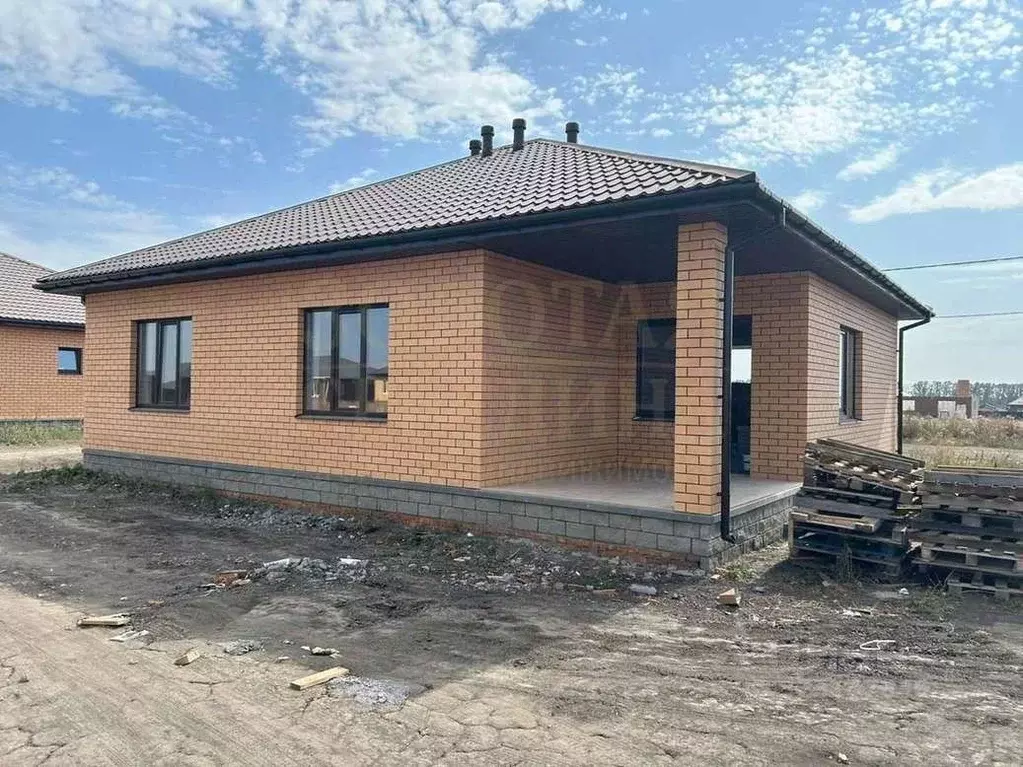 Дом в Белгородская область, Белгородский район, пос. Майский, ... - Фото 1