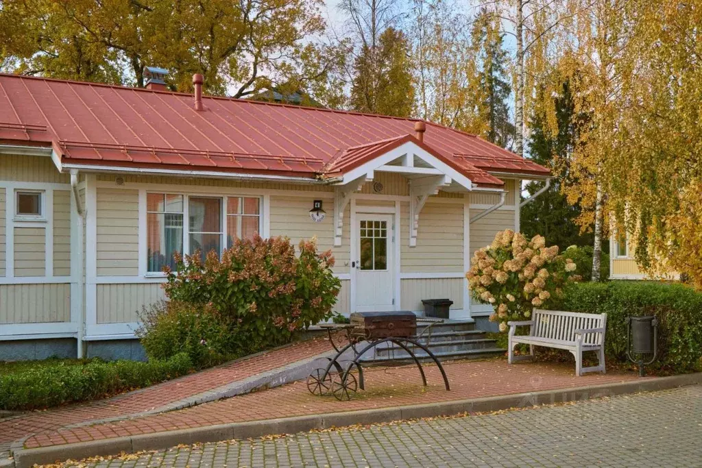 Дом в Карелия, Сортавальский муниципальный округ, пос. Ниэмелянхови ... - Фото 1