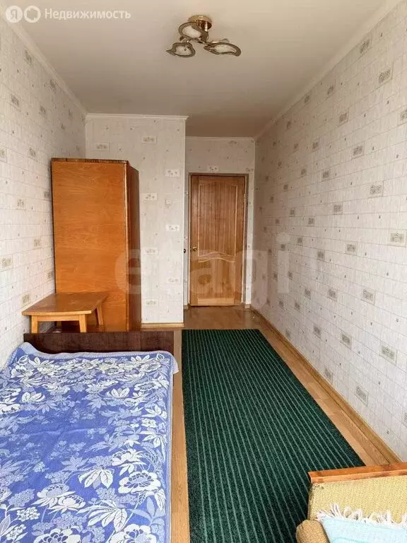 3-комнатная квартира: Ломоносов, Александровская улица, 32Б (56.5 м) - Фото 1