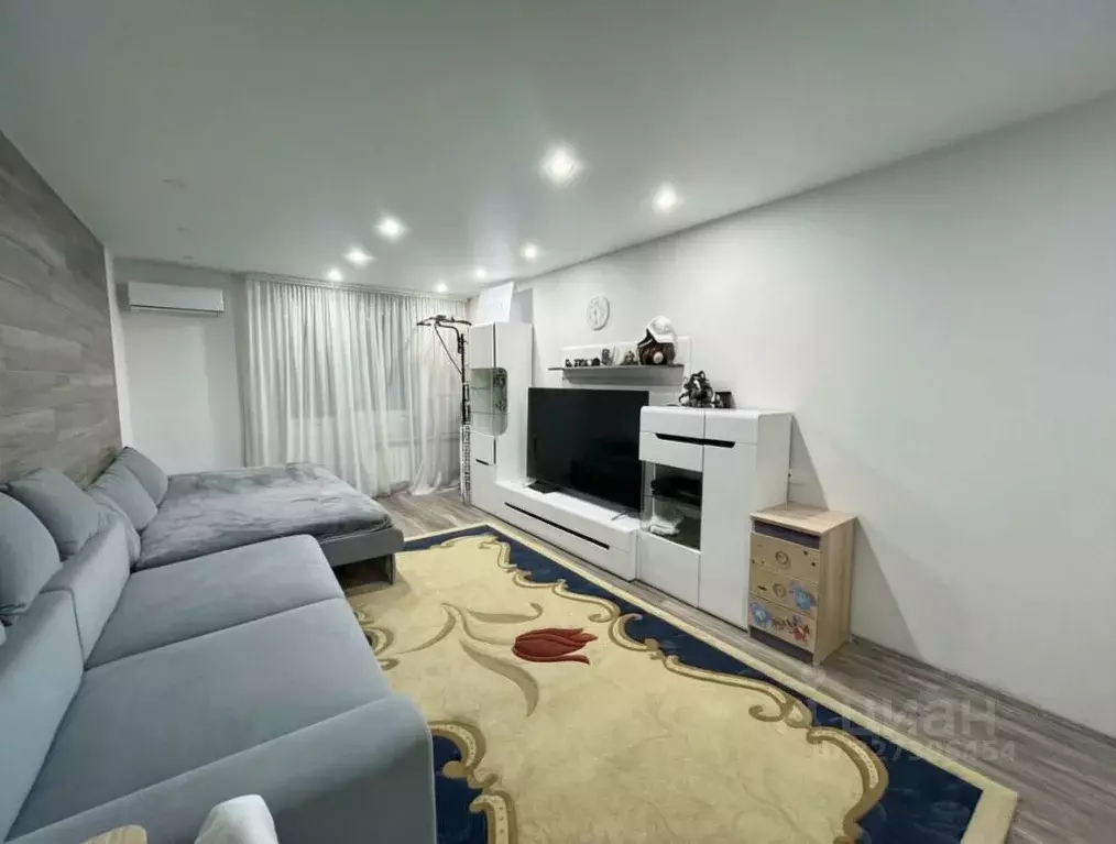 2-к кв. Татарстан, Казань ул. Адоратского, 1Б (83.6 м) - Фото 2