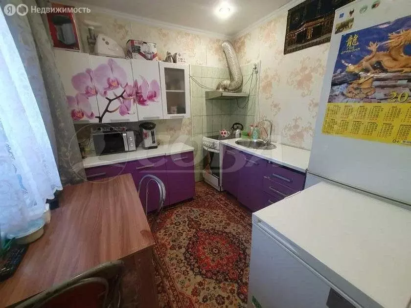 3-комнатная квартира: Тобольск, 4-й микрорайон, 9А (48.6 м) - Фото 1