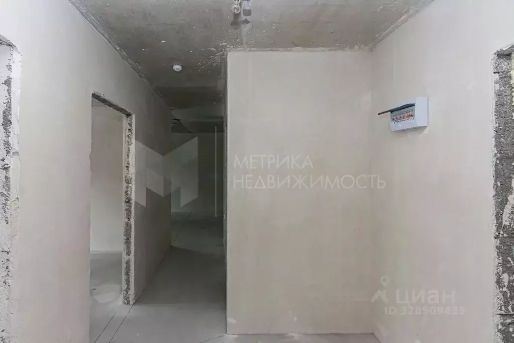 2-к кв. Тюменская область, Тюмень ул. Николая Глебова, 3 (59.1 м) - Фото 1