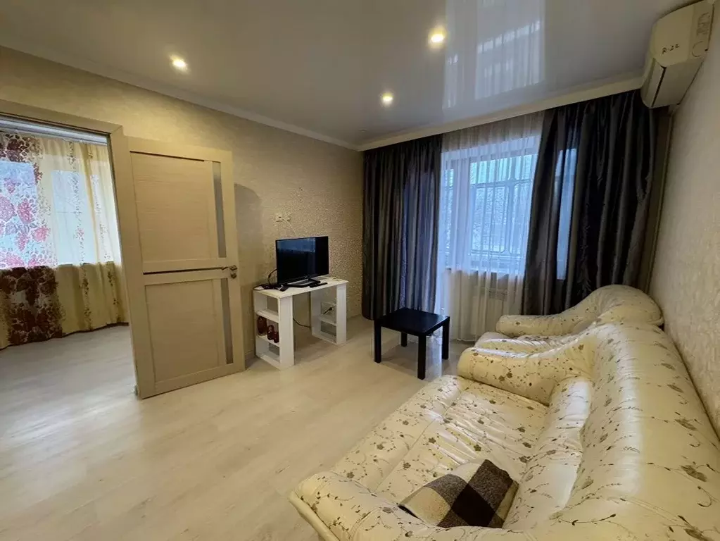 2-к кв. Краснодарский край, Новороссийск наб. Адмирала Серебрякова, 43 ... - Фото 1