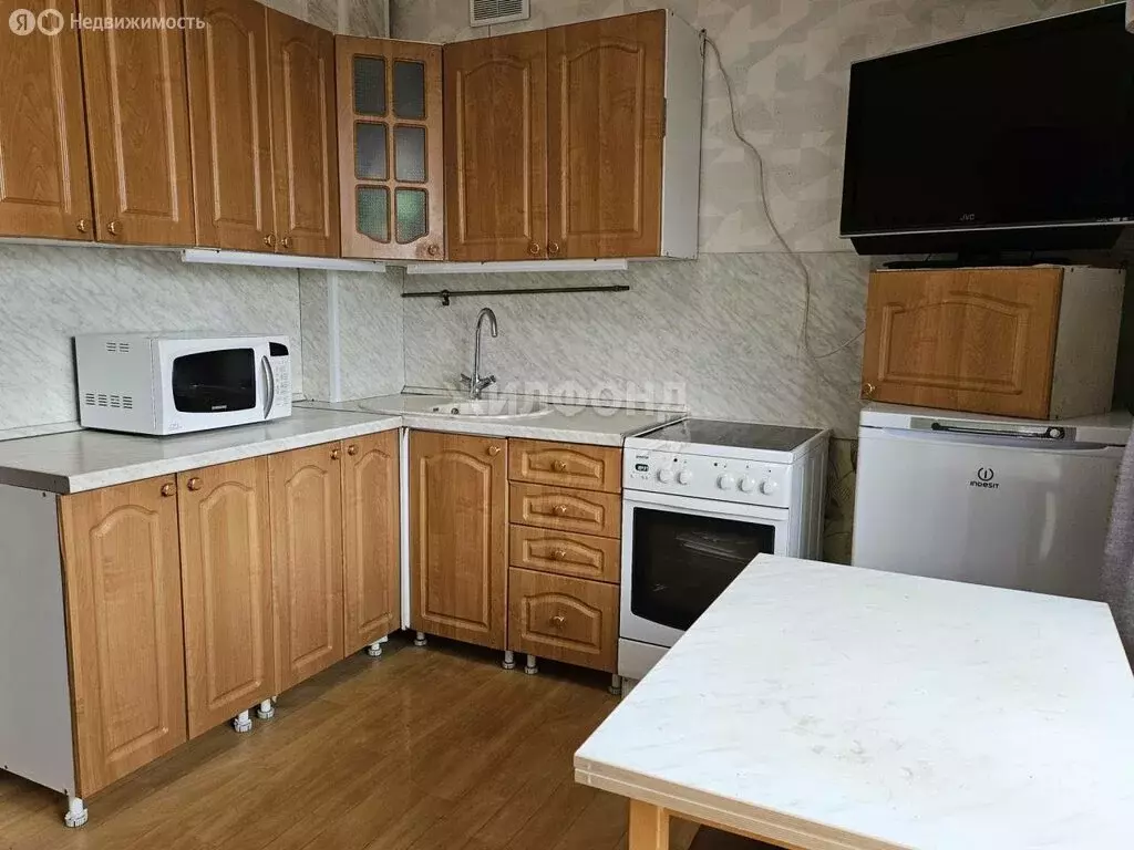 2-комнатная квартира: село Криводановка, Микрорайон, 33 (69.8 м) - Фото 1