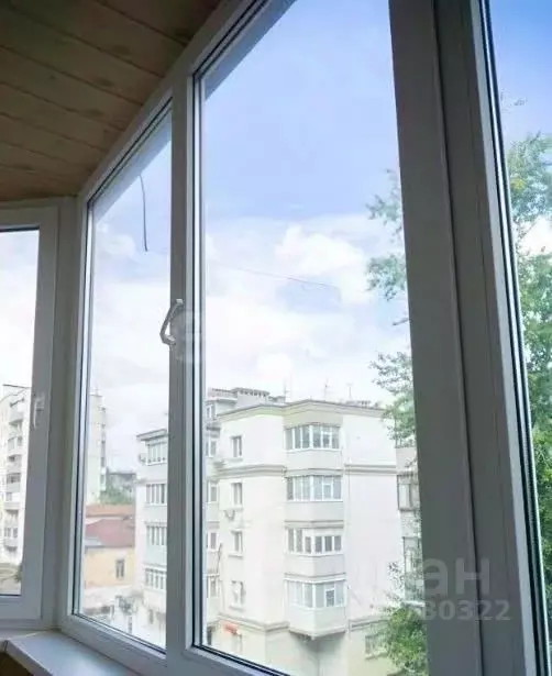 2-к кв. Калужская область, Калуга ул. Дзержинского, 90 (79.8 м) - Фото 1