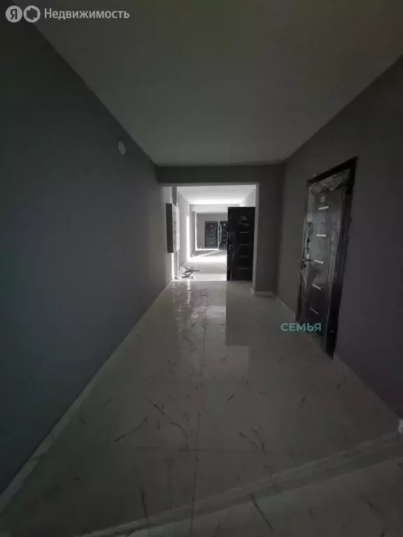 2-комнатная квартира: Владикавказ, улица Курсантов-Кировцев, 29 (72.4 ... - Фото 1