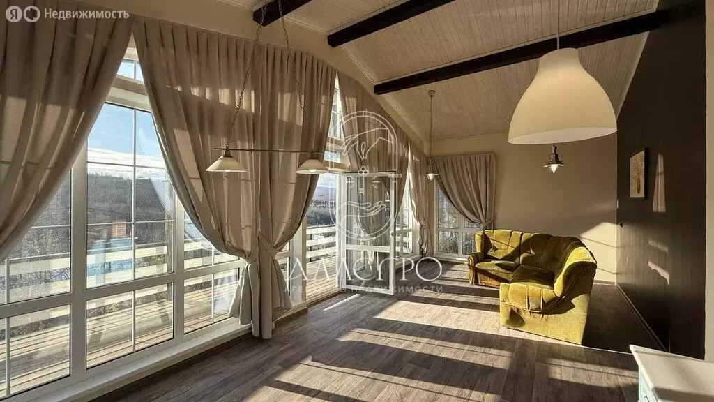 Дом в Бахчисарайский район, Верхореченское сельское поселение, село ... - Фото 2