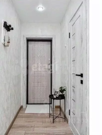 2-к кв. Красноярский край, Красноярск ул. 60 лет Октября, 75 (44.9 м) - Фото 0