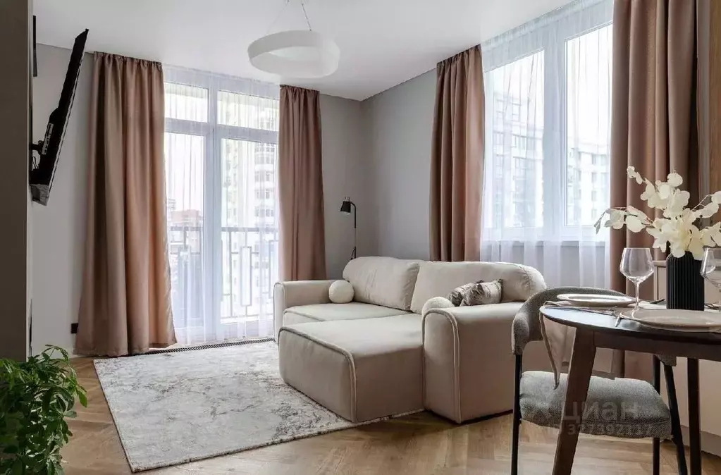 2-к кв. Краснодарский край, Сочи Завокзальный мкр, пер. Трунова, 6к7 ... - Фото 1