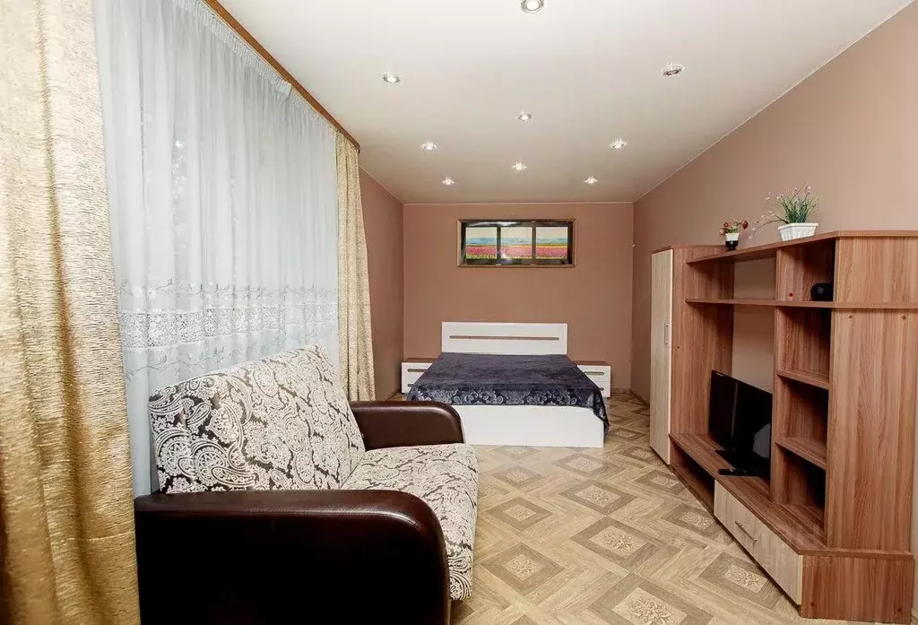 2-к кв. Сахалинская область, Южно-Сахалинск Пограничная ул., 60 (48.0 ... - Фото 1