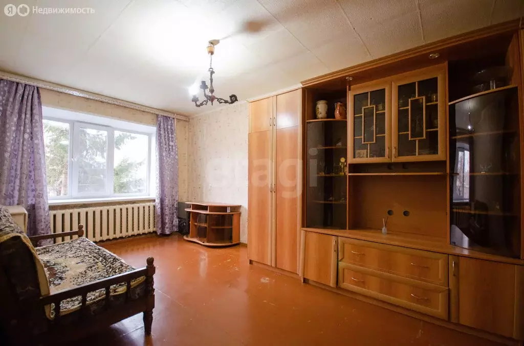 3-комнатная квартира: Ялуторовск, улица Бахтиярова, 62 (56.4 м) - Фото 2