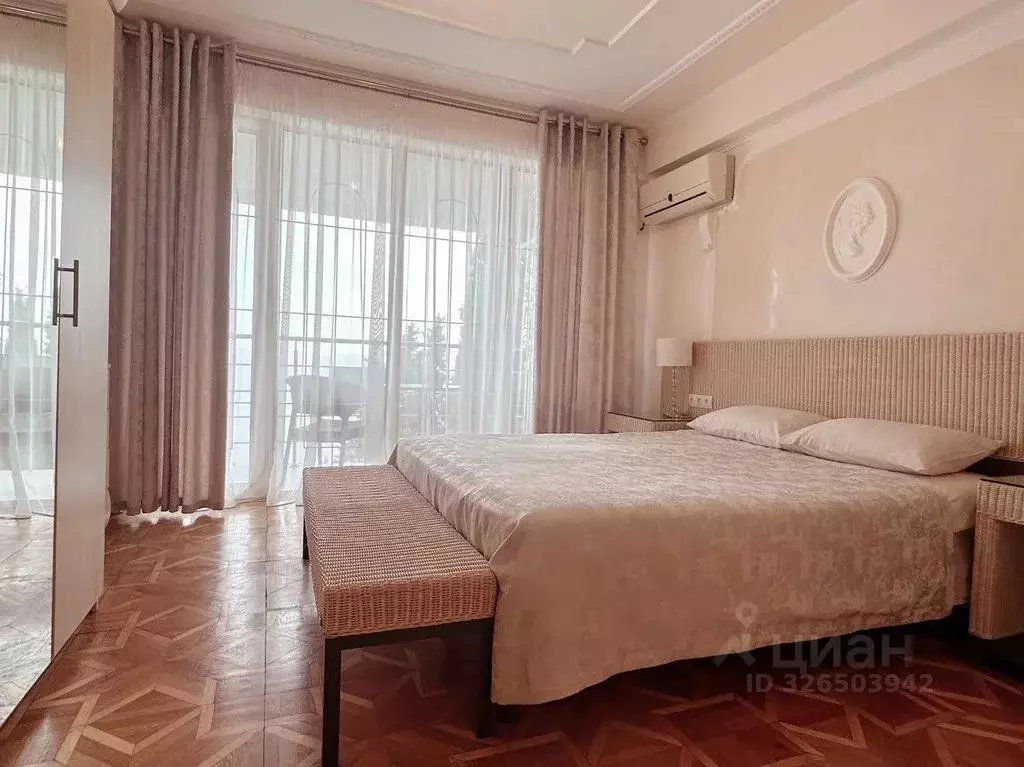 1-к кв. Крым, Ялта муниципальный округ, Береговое пгт ул. Кипарисная, ... - Фото 1