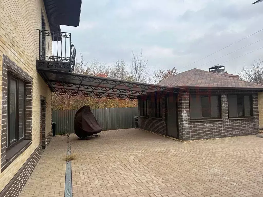 Дом в Ростовская область, Аксайский район, Грушевская ст-ца Школьная ... - Фото 1