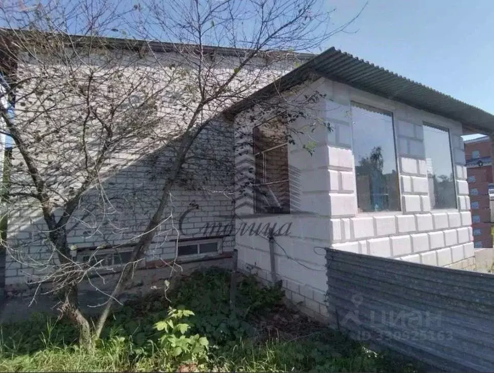 Коттедж в Белгородская область, Старооскольский городской округ, с. ... - Фото 1