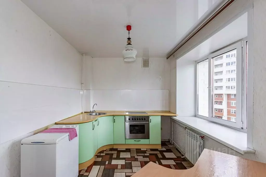 1-к кв. Свердловская область, Екатеринбург ул. Пехотинцев, 3к2 (37.3 ... - Фото 1