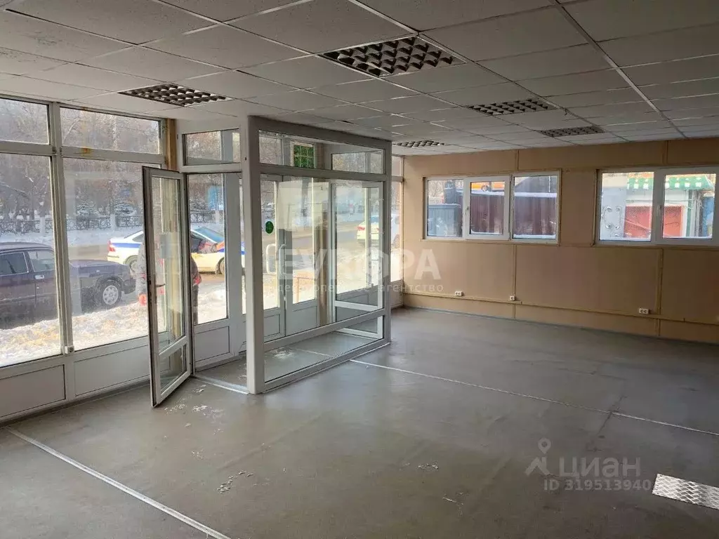 Торговая площадь в Ульяновская область, Ульяновск ул. Кирова, 14А (35 ... - Фото 1
