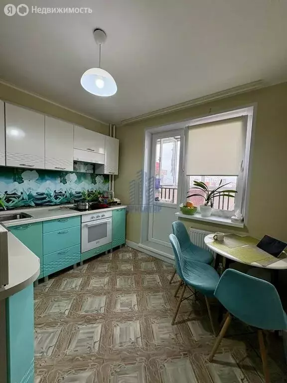 1-комнатная квартира: Чебоксары, улица Николая Рождественского, 8 (41 ... - Фото 1