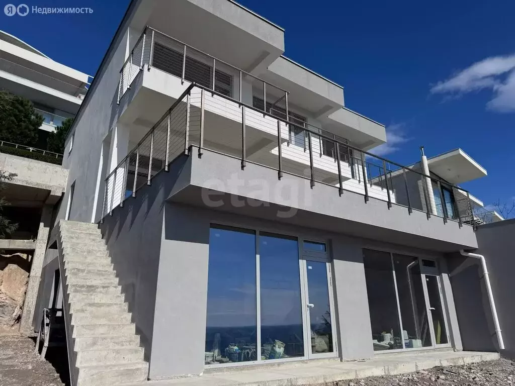 Дом в Гурзуф, Ялтинская улица (395 м) - Фото 1