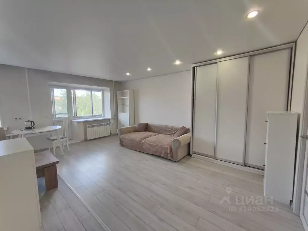 2-к кв. Хакасия, Абакан ул. Карла Маркса, 4 (44.0 м) - Фото 1