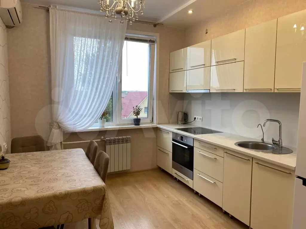 3-к. квартира, 75 м, 3/9 эт. - Фото 0