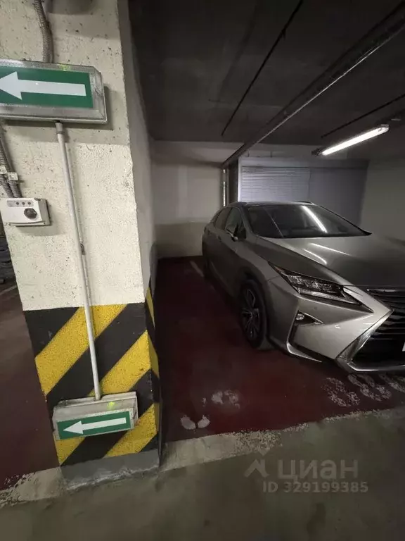 Гараж в Москва Мосфильмовская ул., 88к2с4 (7 м) - Фото 2