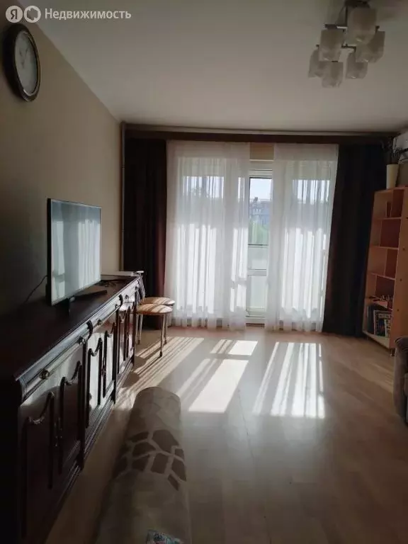 3-комнатная квартира: Краснодар, улица Тюляева, 37/1 (77 м) - Фото 0
