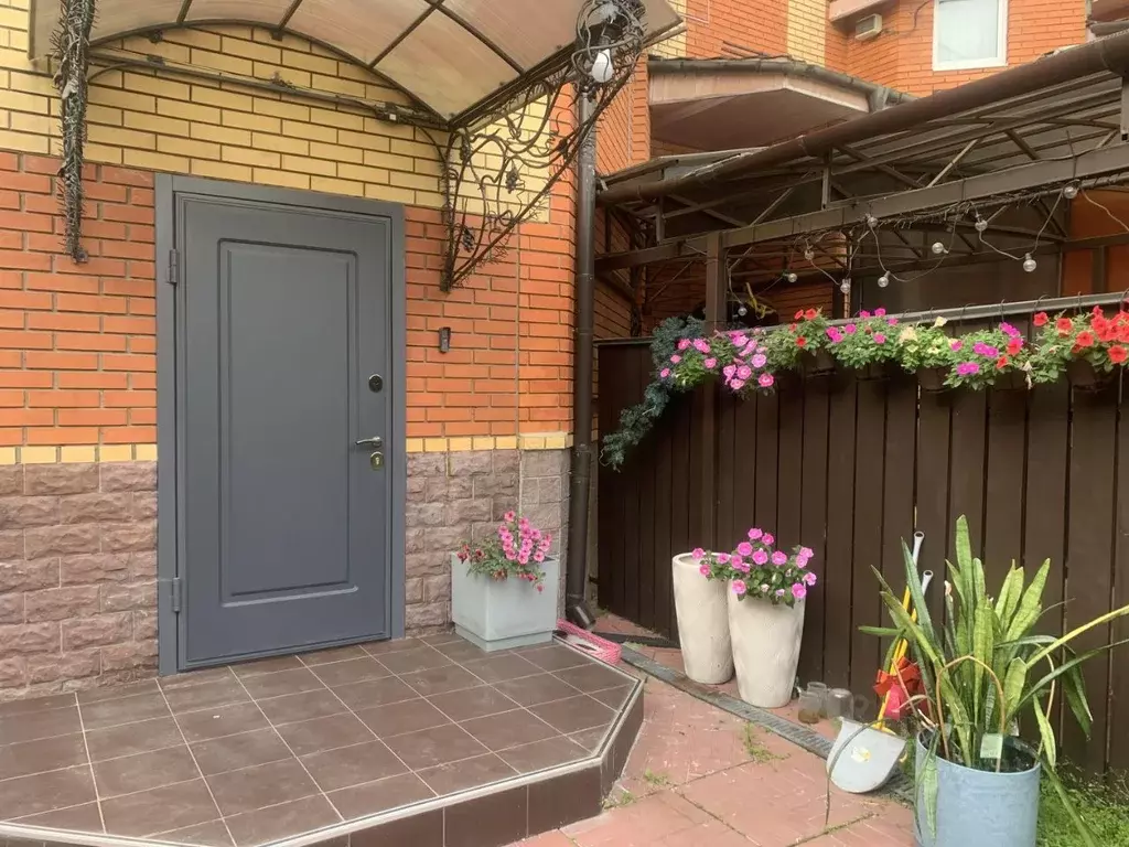 Таунхаус в Москва ул. Академика Семенова, 93к5 (185 м) - Фото 1