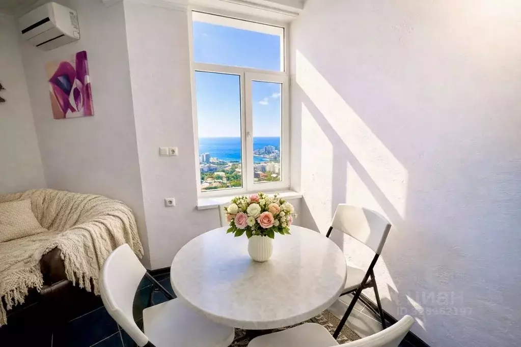 1-к кв. Крым, Алушта муниципальный округ, Партенит пгт ул. Прибрежная, ... - Фото 1