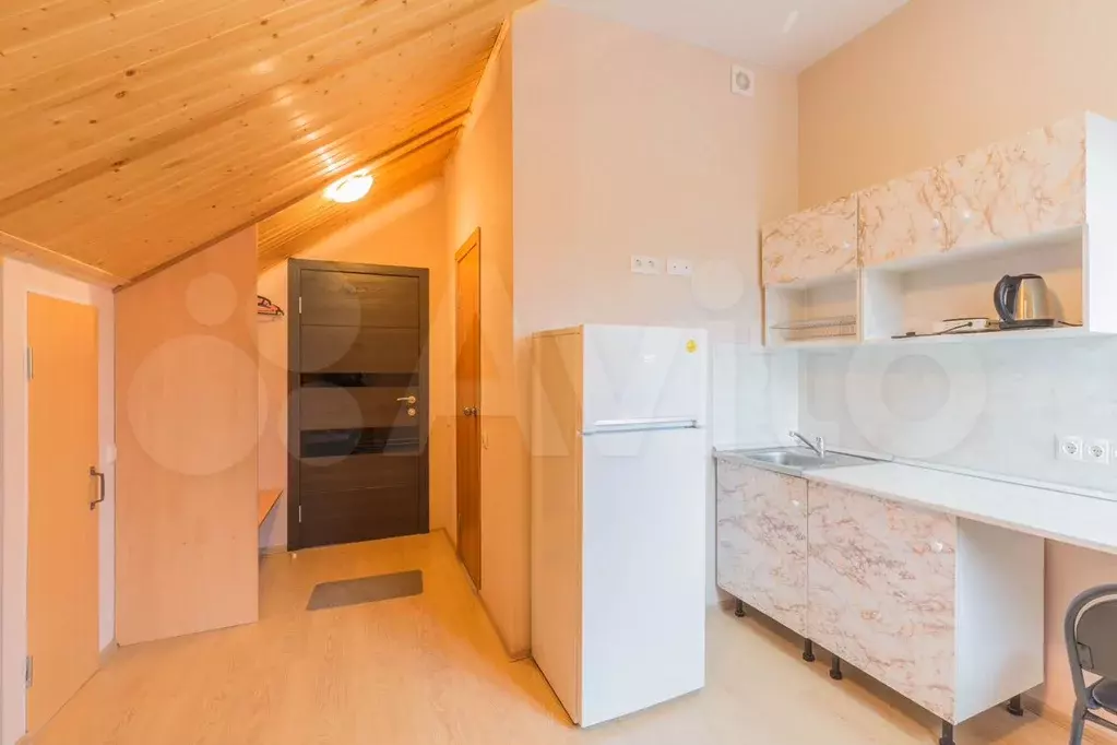 Апартаменты-студия, 18 м, 3/3 эт. - Фото 1