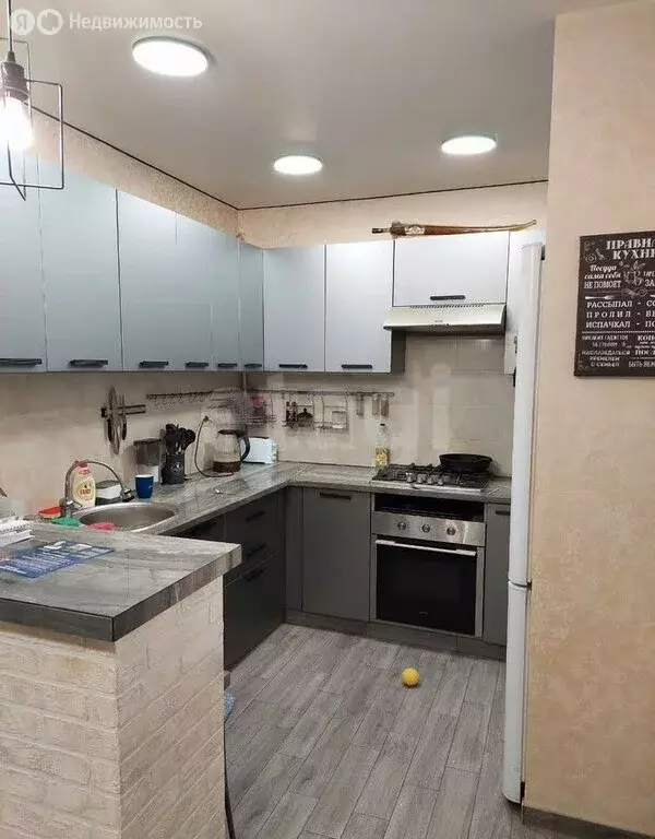 Дом в Семикаракорск, улица Калинина (128.2 м) - Фото 1
