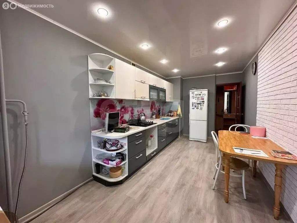3-комнатная квартира: Воронеж, улица Генерала Лизюкова, 78 (90 м) - Фото 2