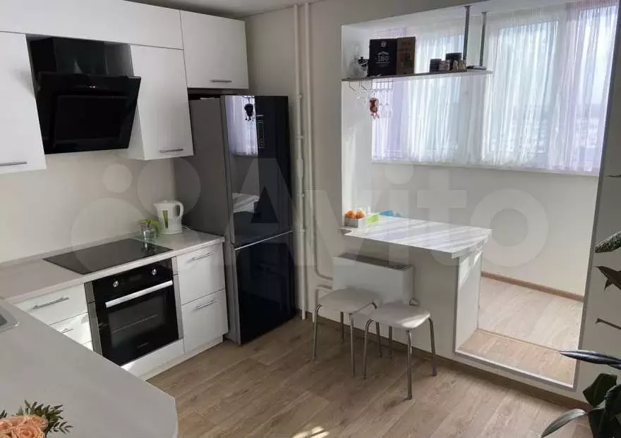 1-к. квартира, 43 м, 6/15 эт. - Фото 0