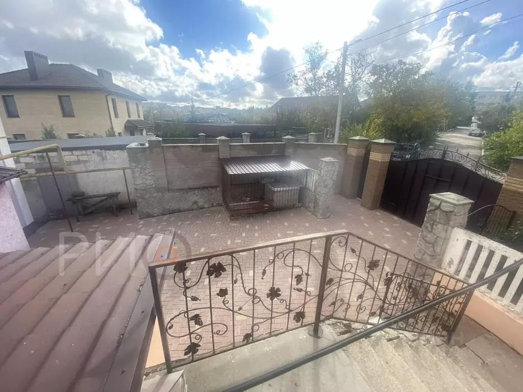 Дом в Севастополь ул. Короленко, 65 (220 м) - Фото 2