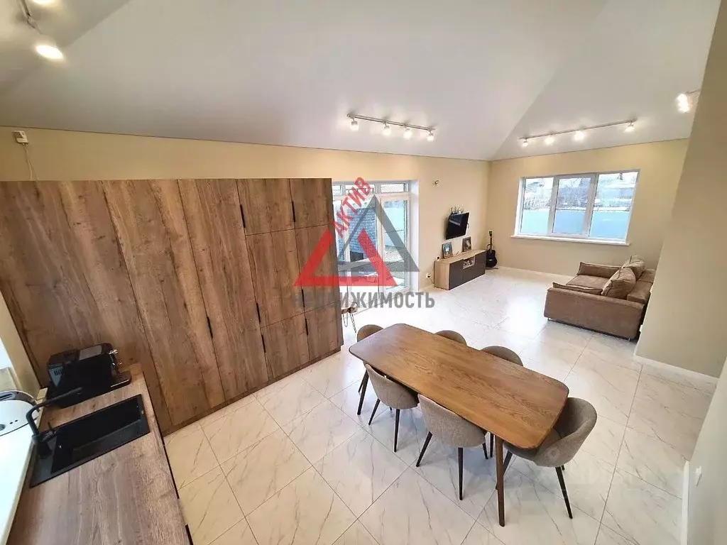 Дом в Свердловская область, Каменск-Уральский Старый Каменск мкр, ул. ... - Фото 1