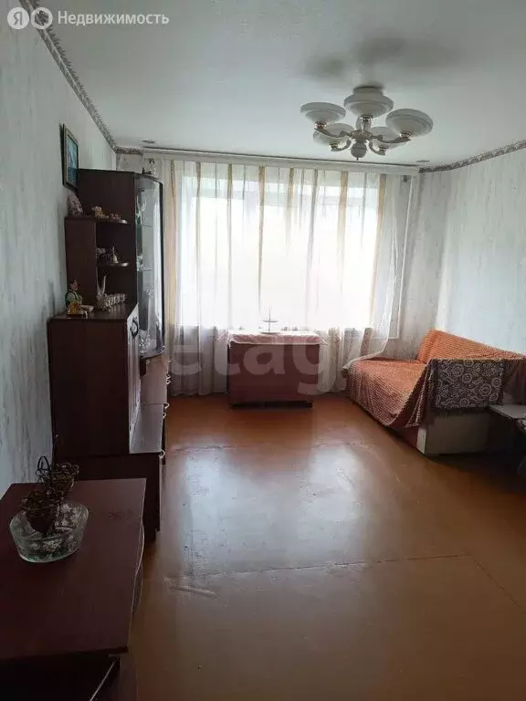 3-комнатная квартира: Верхняя Троица, Молодёжная улица, 7 (58.2 м) - Фото 0