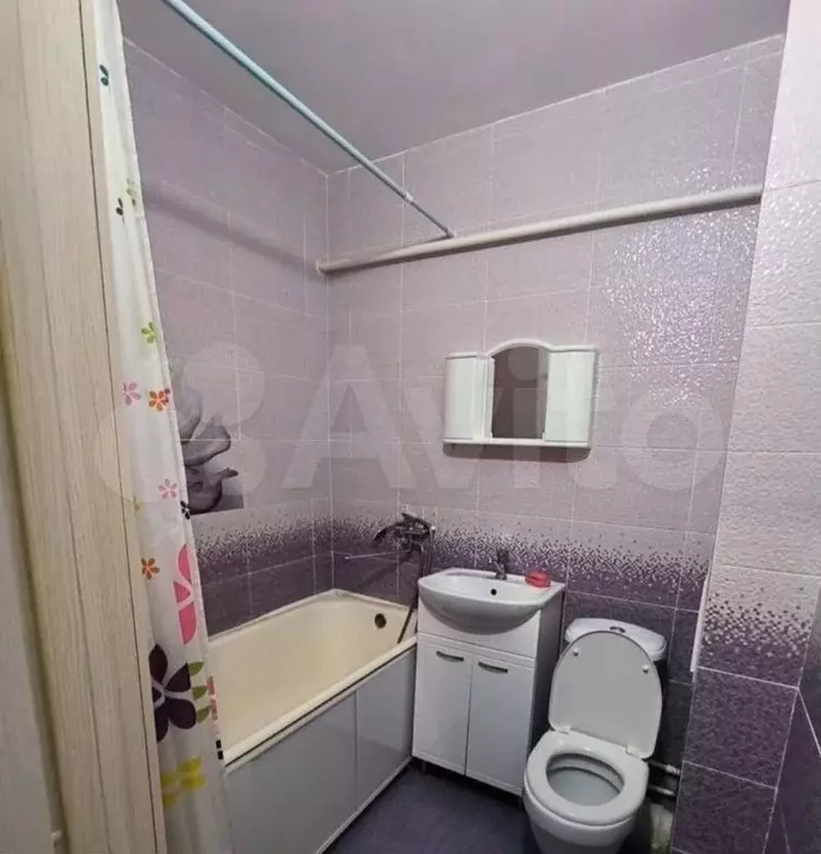 1-к. квартира, 39 м, 1/9 эт. - Фото 1